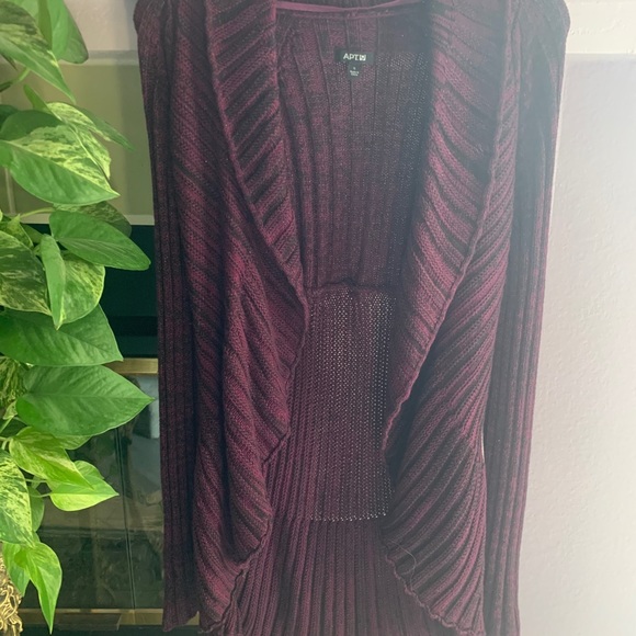 Apt. 9 Sweaters - 💜APT 9 Tunic Length Cardigan Sweater ( S)💜
